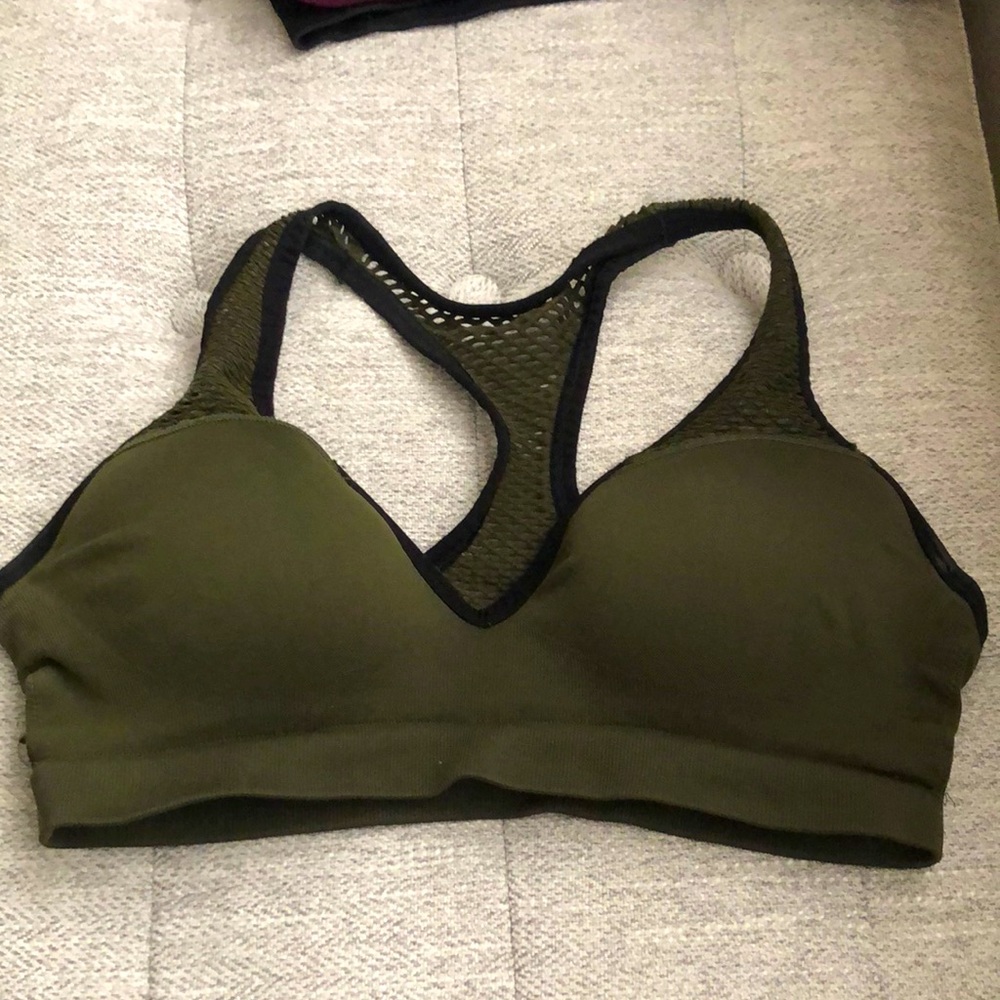 Victoria’s Secret Pink Push Up Sports Bra